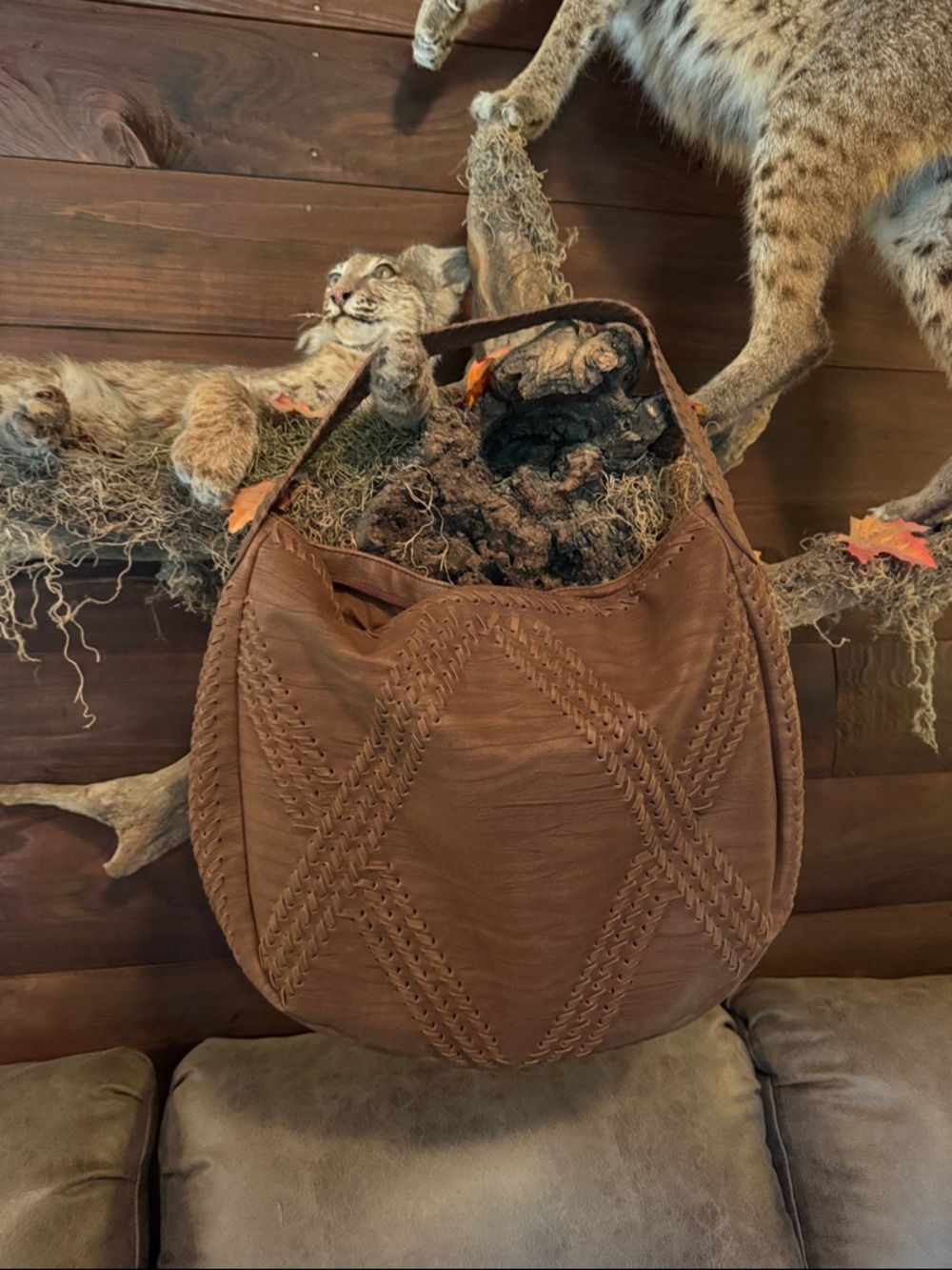 Chico's Brown Woven Hobo Shoulder Bag🎉final price drop 🎉